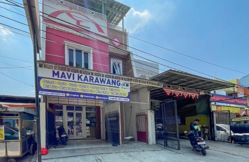 Karawang Hotel | RedDoorz Near Karawang Central Plaza