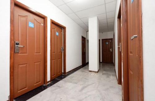 Semarang House | RedDoorz Near Kota Lama Semarang