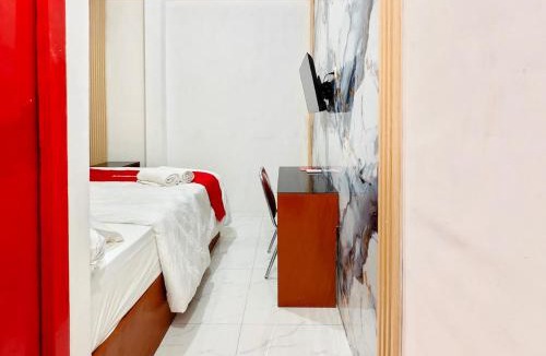 Surabaya House | RedDoorz near RSUD dr Soewandhie 3