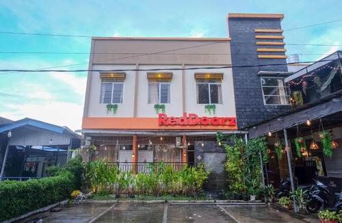 Manado City Centre House | RedDoorz near RSUD Kandou Manado