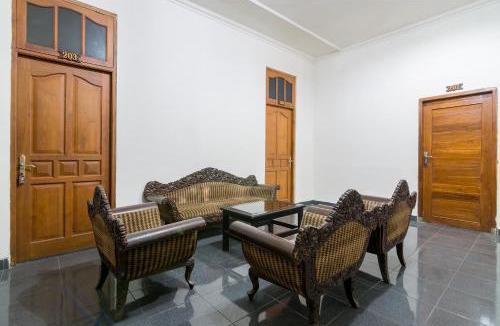 Central Yogyakarta Hotel | RedDoorz near Tugu Yogyakarta