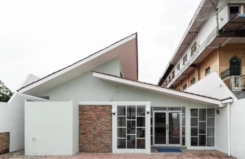 Medan House | RedDoorz Plus near RS USU Medan 2