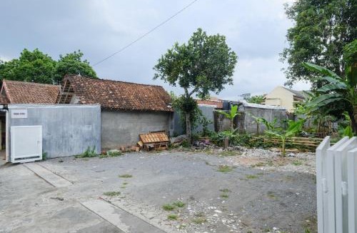 Depok House | RedDoorz Plus near STIE YKPN