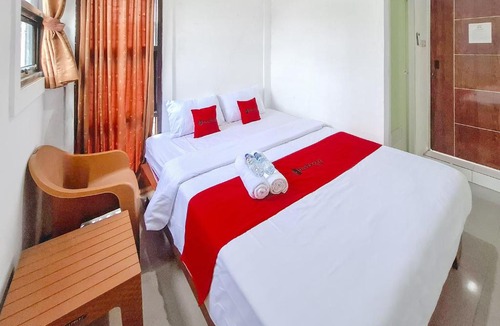 Batang Hotel | RedDoorz Syariah at Griya Wahid Alun Alun Batang
