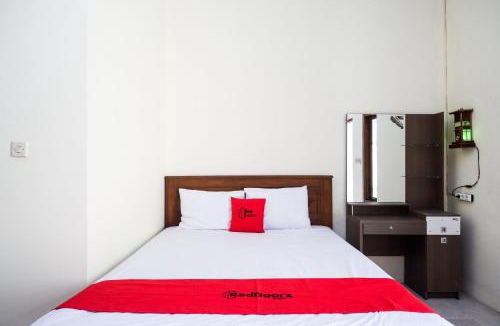 Banaran Hotel | RedDoorz Syariah at Umbul Ponggok Waterpark Klaten