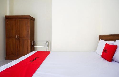 Banaran Hotel | RedDoorz Syariah at Umbul Ponggok Waterpark Klaten