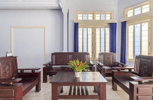 Bondowoso Hotel | RedDoorz Syariah @ Bondowoso City Center