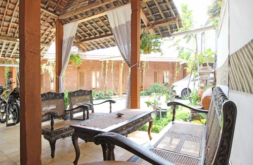 Mertoyudan Hotel | RedDoorz Syariah near Akmil Magelang