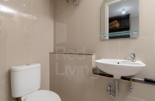 Jakarta Apartment | RedLiving Apartemen Majestic Point Serpong by Lucia