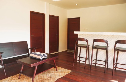 Pemenang Villa | Relaxing Three bedroom villa Private Pool with kitchen