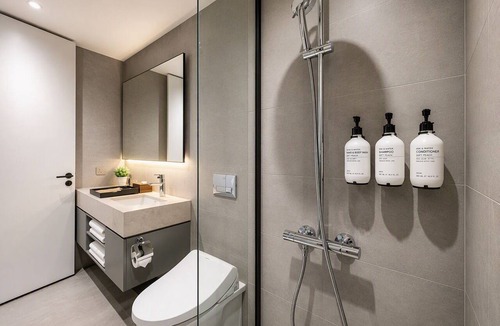 Tanjung Uncang Apartment | Residence on Opus Bay - Balmoral Tower Hotel