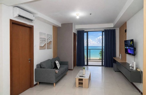 Pluit Apartment | Restful 2Br With Sea View At Apartment Green Bay Condominium