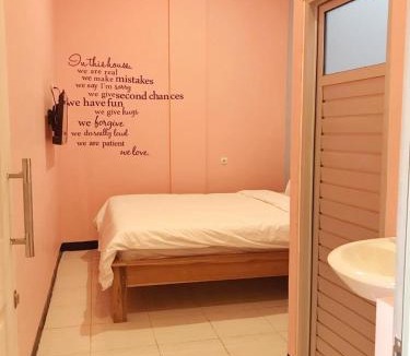 West Semarang Hotel | RoomZ Budget Residence