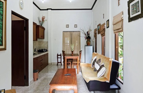 Petitenget Villa | Rumah Akira Seminyak