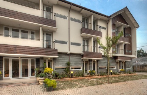 Ragunan Hotel | Rumah Kamang Residence