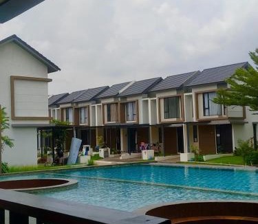 Parung House | Rumah Rojana - Stay Modern & Nyaman dengan 3 Kamar Tidur