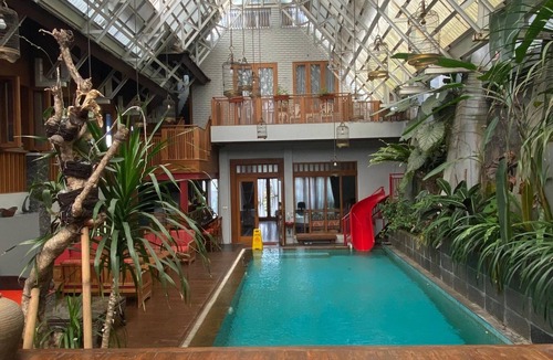Parongpong Hotel | Rumah Stroberi Organic Farm and Lodge
