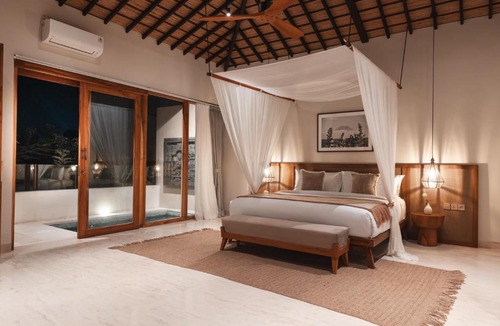 Uluwatu Hotel | Salty Lotus