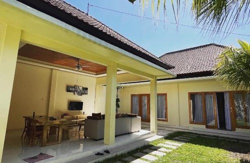 Mendoyo Apartment | Sandz House