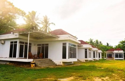 West Papua Cottage | Sansapore Pacific Park Resort