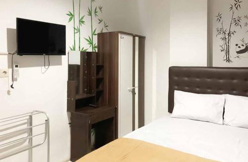 Surabaya Hotel | SAS Guest House Mitra RedDoorz At Darmo Park 2 Surabaya