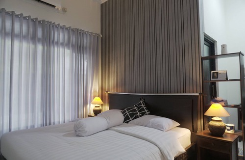 Sleman Villa | Sayana Homestay