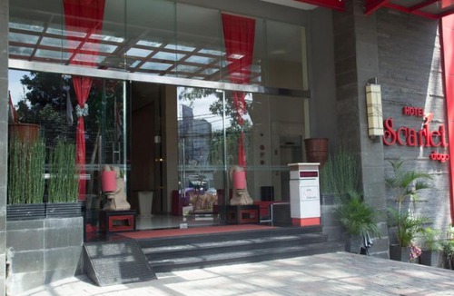Hegarmanah Hotel | Scarlet Dago Hotel