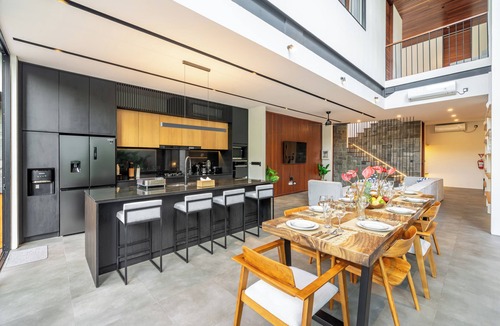 Babakan Villa | Seis Villas - Luxury Tropical Retreat
