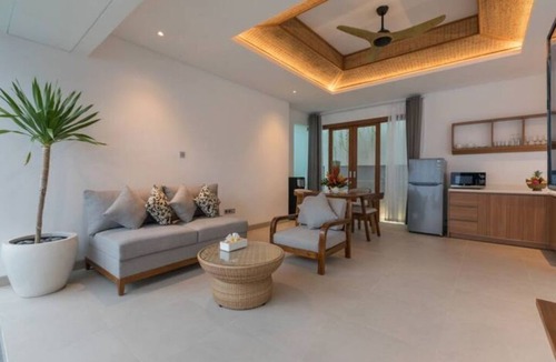 Nakula Villa | Seminyak Balinese Style Villa with Tropical Garden