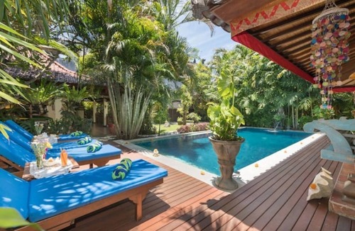 Nakula Villa | Seminyak Balinese Style Villa with Tropical Garden