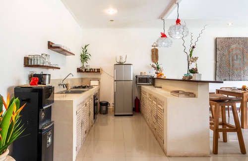 Batubelig Villa | Seminyak Oasis -2 BR Villa
