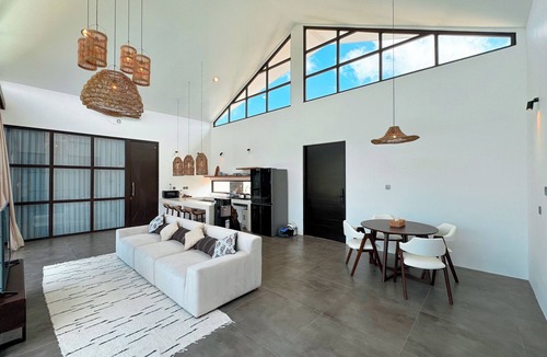 Sukawati Villa | Serene 2BR Villa - Infinity Pool & Green Views