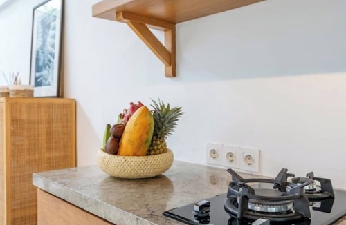 Babakan Apartment | Serene & Tranquil Loft by GORO