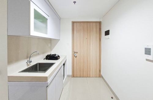 Karawaci Apartment | Skyline View 1Br Without Living Room At Apartment Bintaro Embarcadero