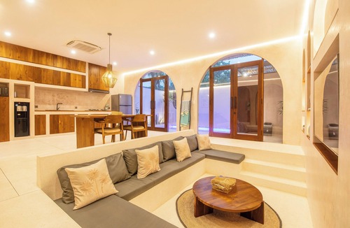 Pecatu Villa | Sleek 2BR Villa, 5 Minutes to Bingin Beach