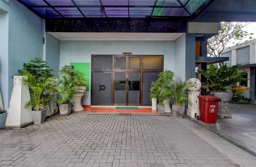Yogyakarta House | Spacious 2BR Villa Near Malioboro