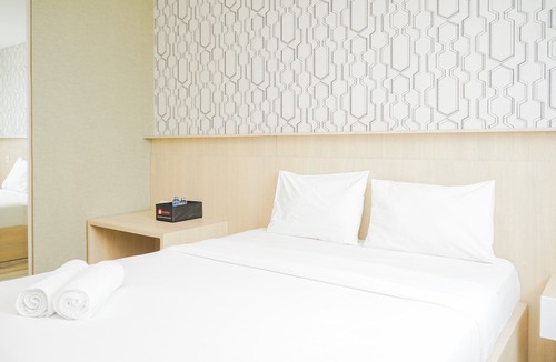Pondok Aren Hotel | Spacious and Compact Studio Room at Bintaro Icon Apartment