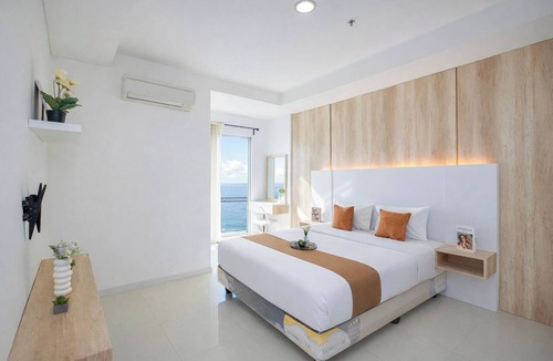 Pluit Apartment | Spacious And Contemporary 2Br Apartment Green Bay Condominium