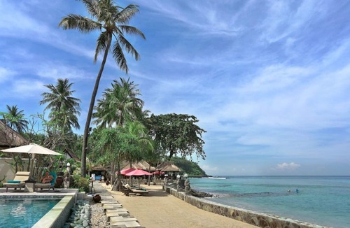 Mangsit Villa | Spacious Private Pool Villa