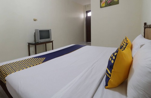Panjer Hotel | SPOT ON 2426 Hotel Aget Jaya Ii