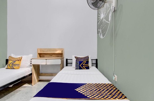 Kendal Hotel | SPOT ON 92490 Casa Homestay Syariah