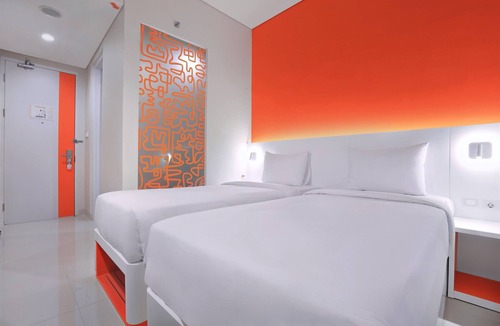Pagedangan Hotel | Starlet Hotel BSD City