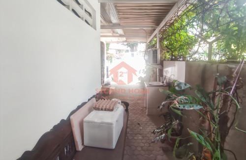 Cipete Selatan Villa | Strategic & Authentic 1BR Kemang House