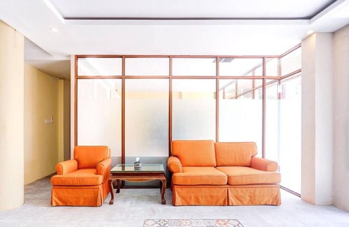 Lubuk Baja House | Stylish DBL Suite Escape W/Free WiFi and Parking