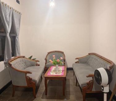 Kalipuro House | Suasana Homestay Banyuwangi