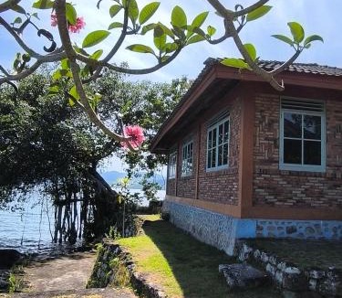 Simanindo House | Summa Terra