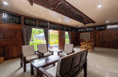 Legian Hotel | Suriwathi Hotel and Villas Legian
