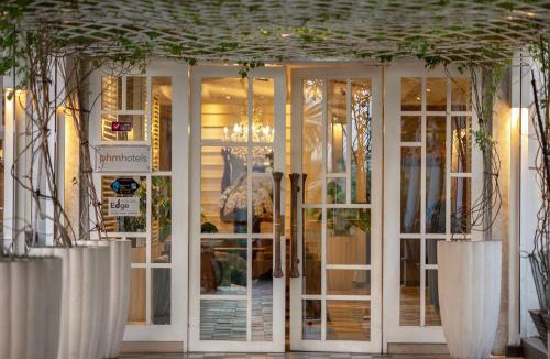Bogor Tengah Hotel | THE 1O1 Bogor Suryakancana