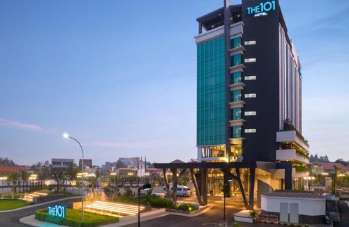 Tangerang Hotel | THE 1O1 Jakarta Airport CBC