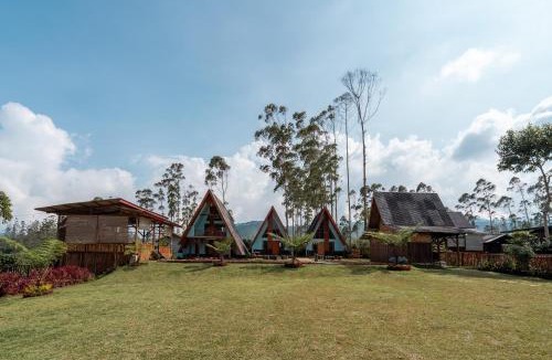Pangalengan Hotel | The Cabin Artana By ARBA